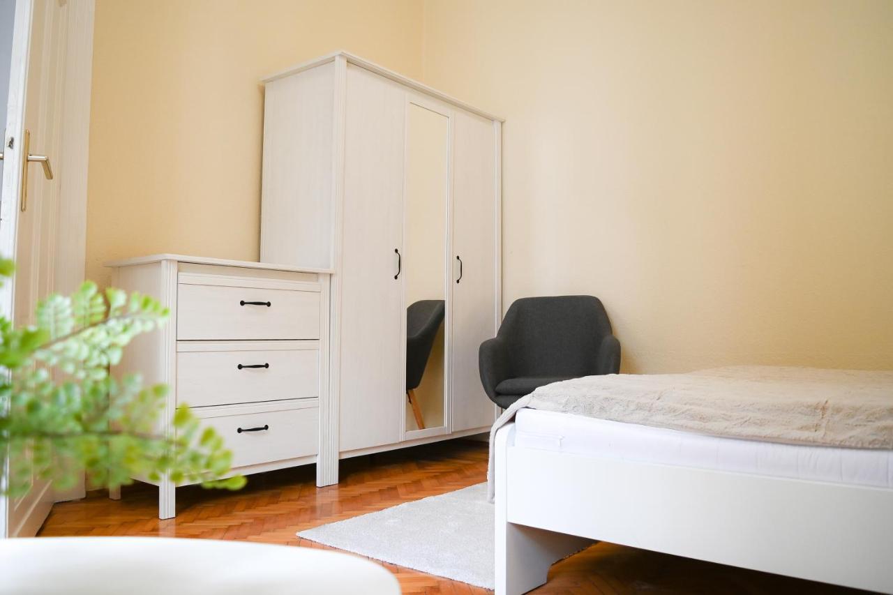 Your Home In Budapest: Cozy, Central & Silent Exteriör bild