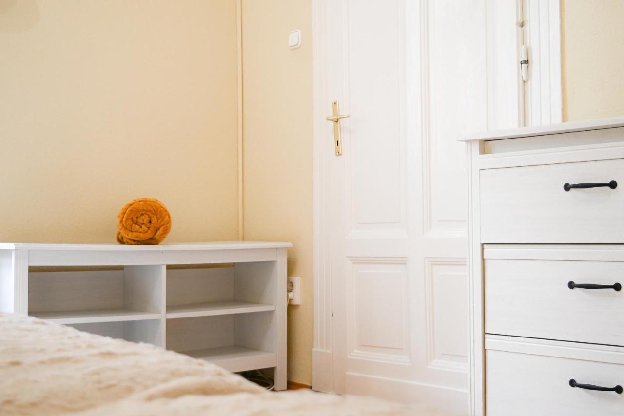 Your Home In Budapest: Cozy, Central & Silent Exteriör bild